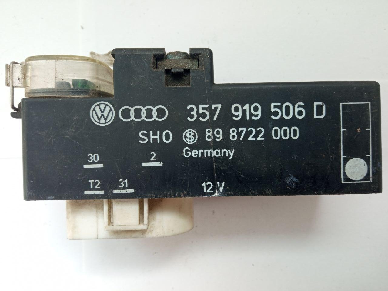 Електронний блок керування вентилятором Volkswagen Golf3 Diesel / Audi SHO 357 919 506 D / 357919506D / 89 8722 000 / 898722000