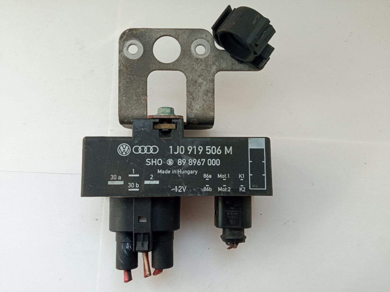 Електронний блок керування вентилятором Volkswagen Polo 9N / Audi SHO 1J0 919 506 M / 1J0919506M / 89 8967 000 / 898967000