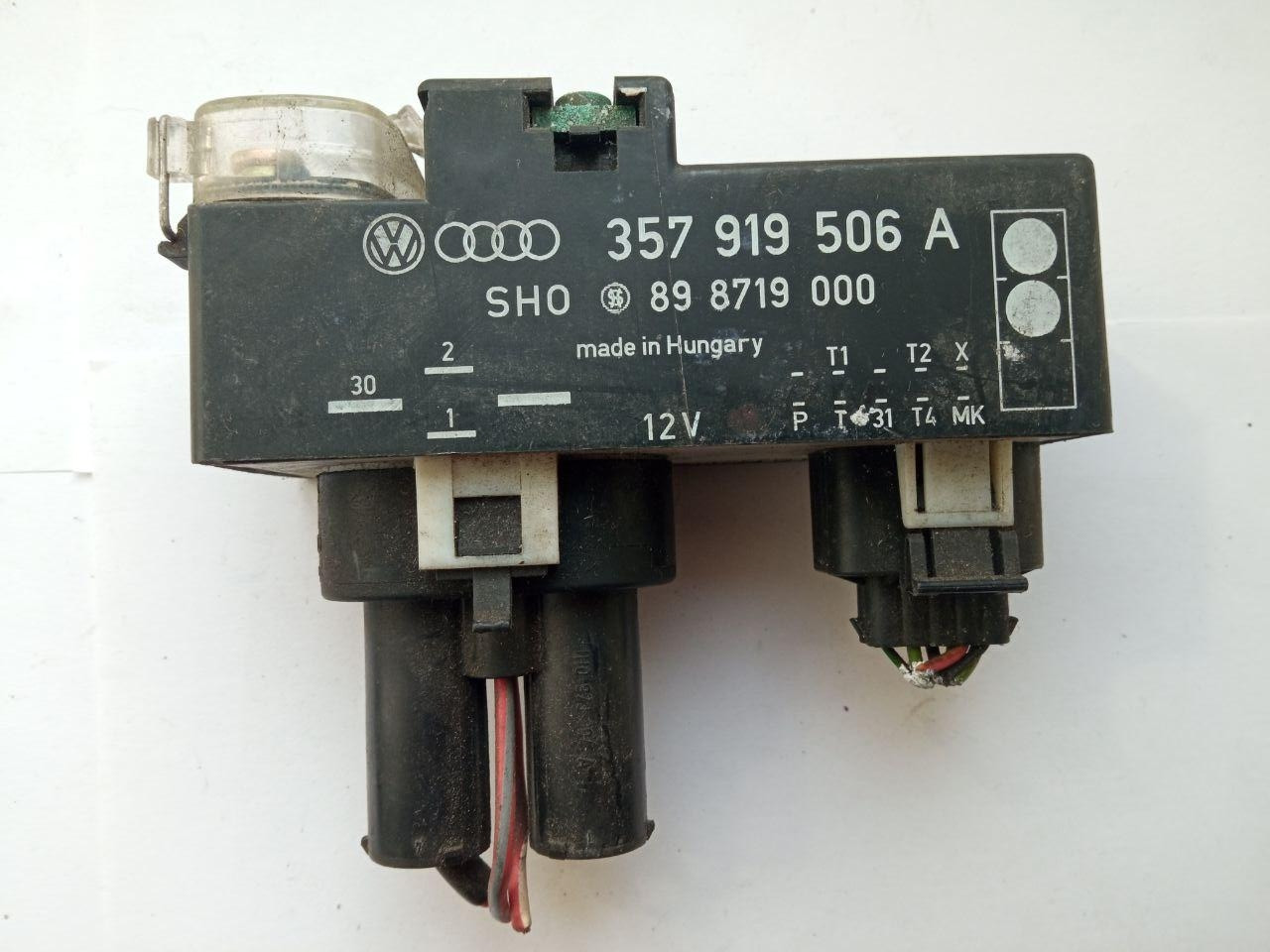 Електронний блок керування вентилятором Audi / Volkswagen Golf3 357 919 506 A / 357919506A / 89 8719 000 / 89871900
