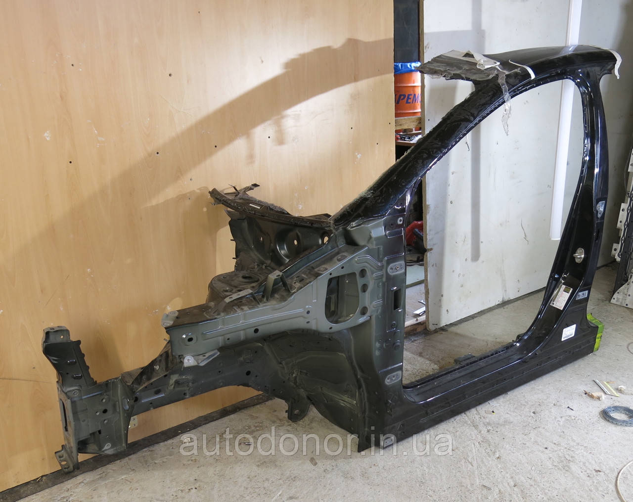 Міждверна стійка / боковина оставу ліва кузовна ліва Nissan Ariya (22-) G6033-5MPMA