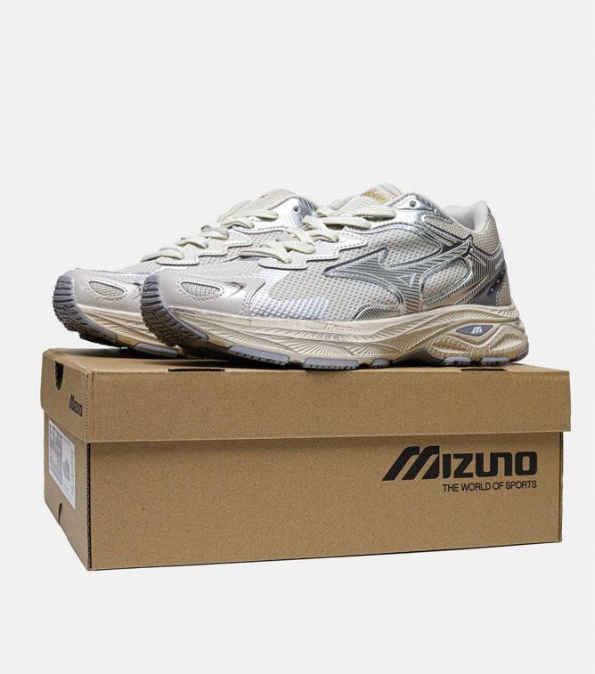 Чоловічі кросівки Mizuno Adventure Dirty White спортивне взуття Мизуно