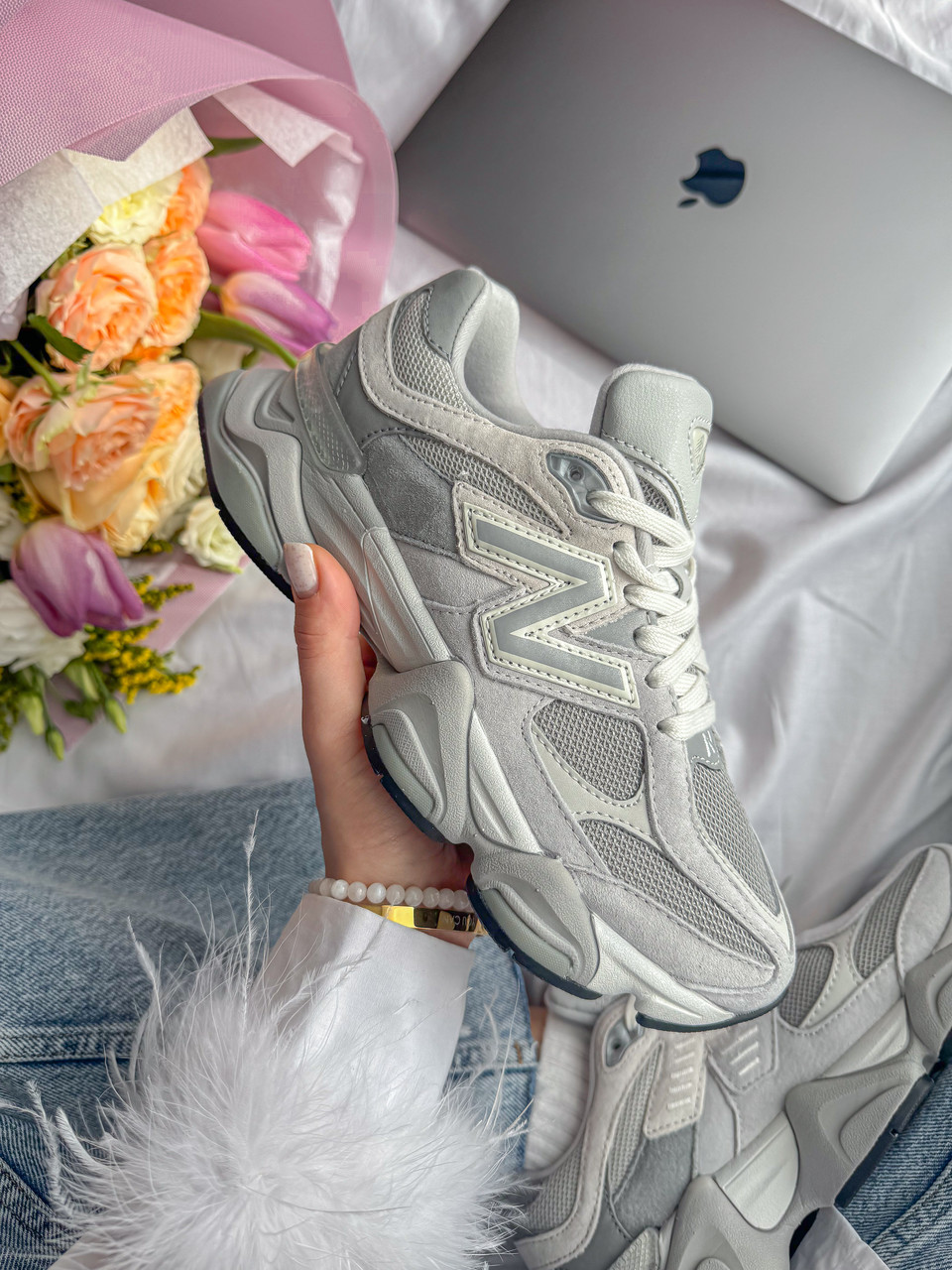 Жіночі кросівки New Balance 9060 All Grey Нью Беланс 9060 сірі замша текстиль демісезон