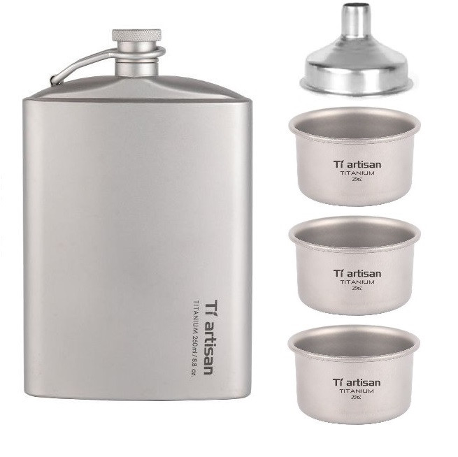 Титанова фляга для алкогольних напоїв Tiartisan 260 мл + 3 чарки по 35 мл та лійка, фото 1