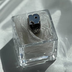 Сувора срібна каблучка з натуральним гранатом (0,6 ct) вінтажної обробки Сharisma