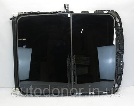 Скло панорамного даху / люк в дах Nissan Ariya (22-) 91604-5MP1A, фото 1