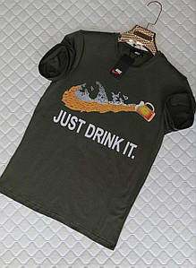 Футболка чоловіча стильна