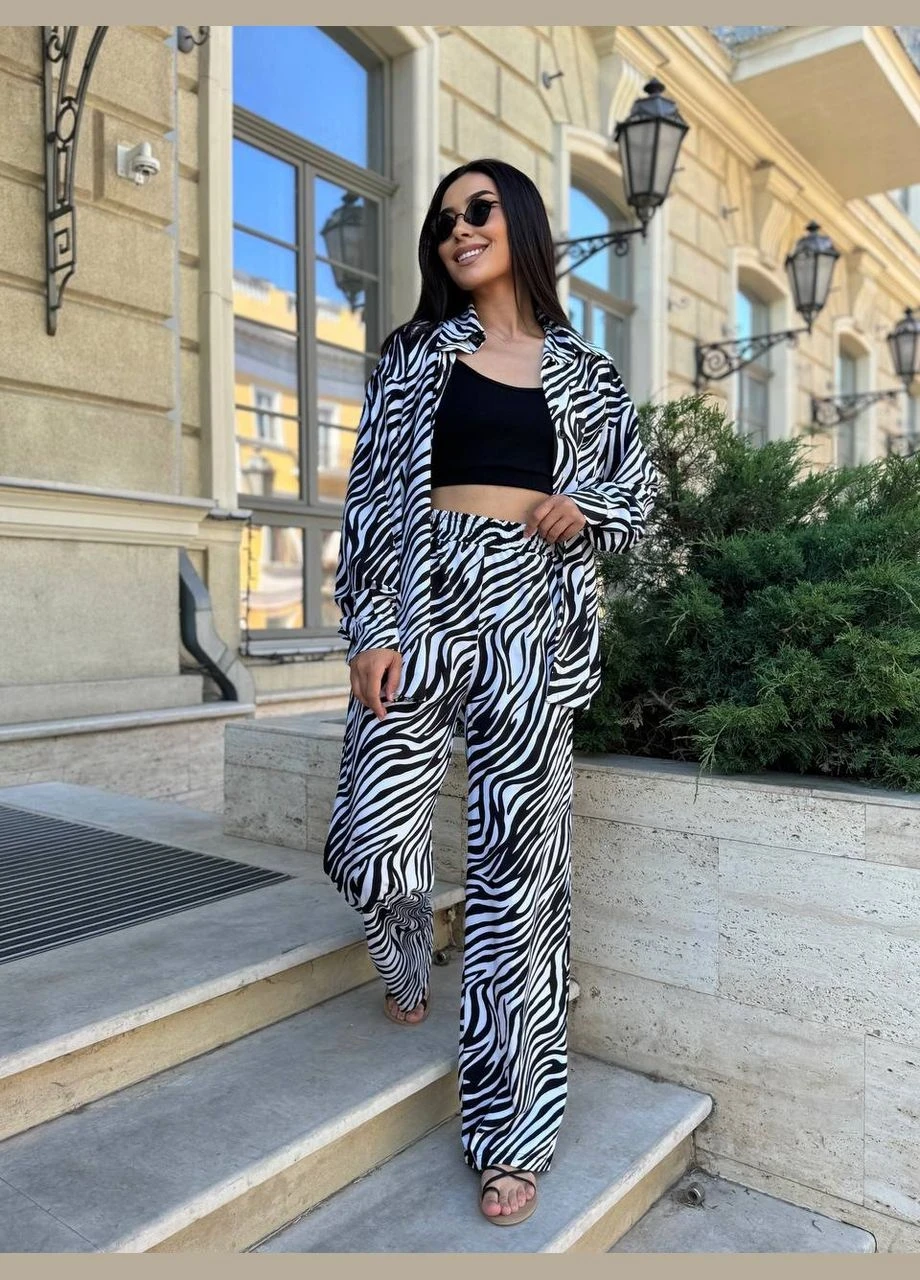 Жіночий брючний костюм з сорочкою «Zebra»