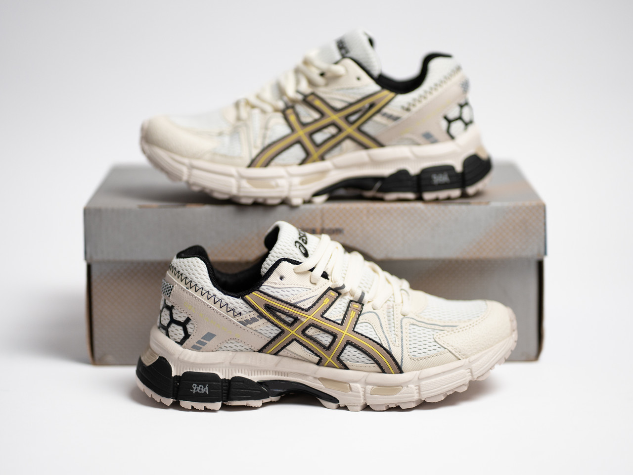 Кросівки Asics Gel-Kahana 8 унисекс білі