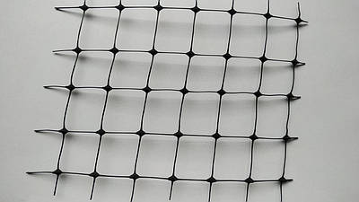 Сетка универсальная черная 2,0*100 м. Ячейка 30*35 мм