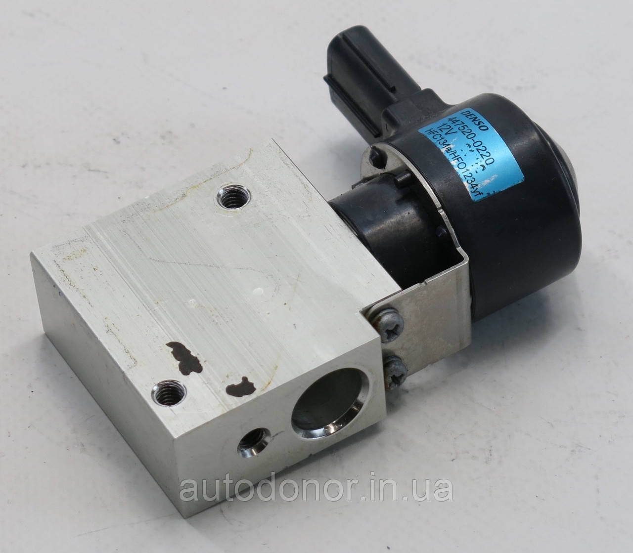 Розширювальний клапан кондиціонера лівий Nissan Ariya (22-) 92205-5MP1A / 447520-0220