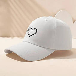 Кепка шестиклинка жіноча біла з малюнком Серце 107518