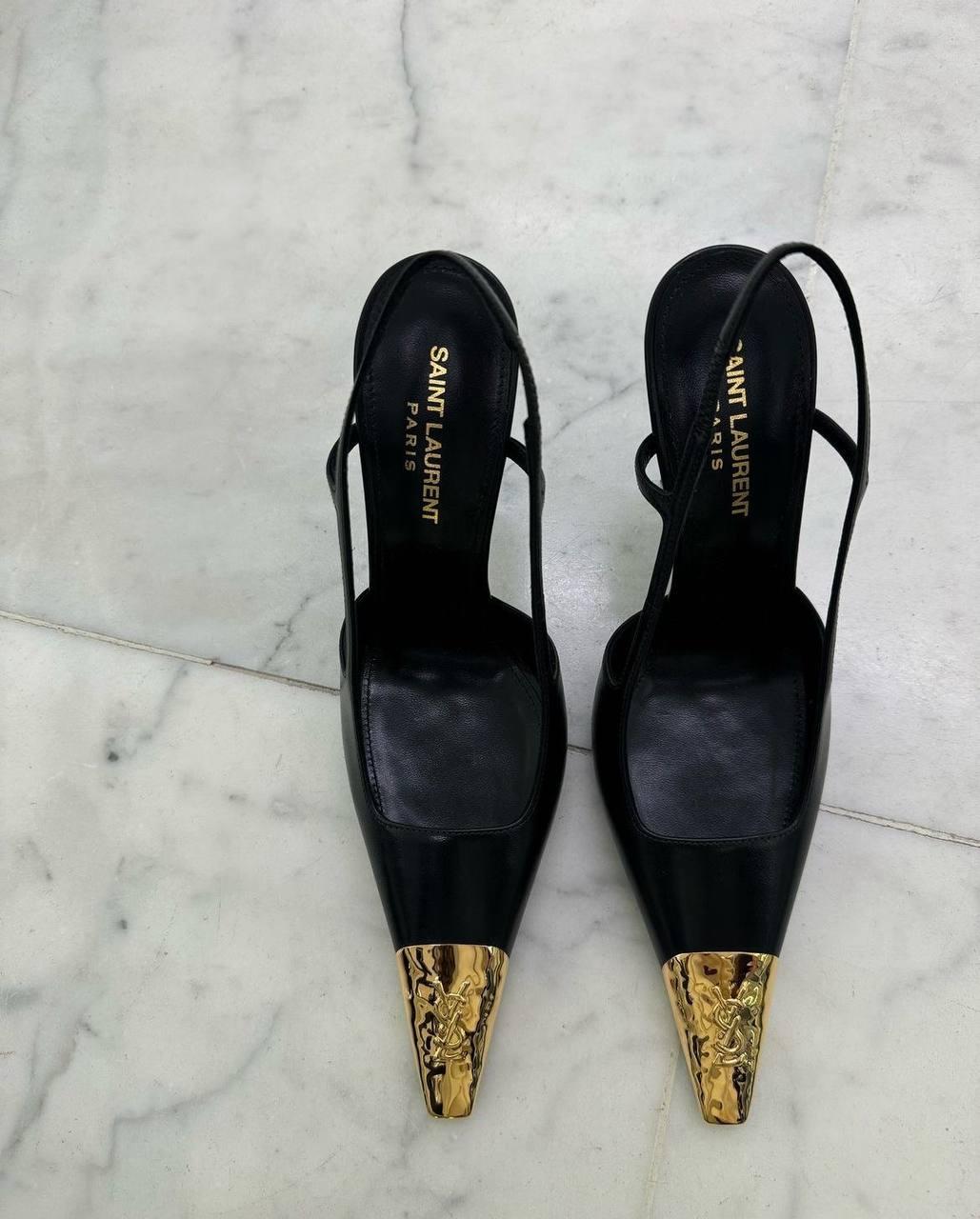 Жіночі чорні шкіряні туфлі — слінгбекі YSL Jeanne Slingback із золотим каблуком Yves Saint Laurent