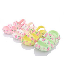 Капці жіночі розмір 36-41 матеріал гума колір показаний на зображенні в пакованні від 6 шт.