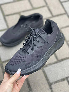 Кросівки чоловічі зі шнурівкою