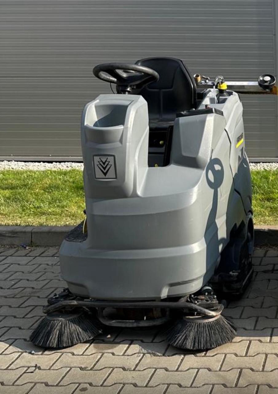 Напівматова машина Karcher B150 з підмітальним вузлом (Б/У), фото 1
