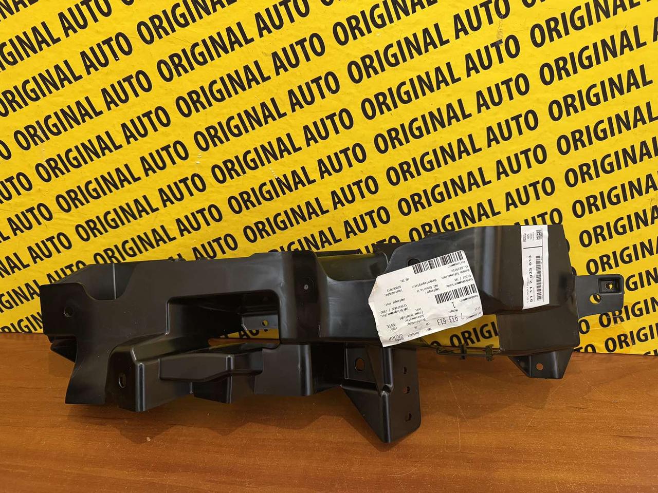 Кронштейн фари лівої BMW: l20, 51117933613, фото 1