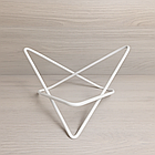 Підставка під тарілки трикутна металева DecorArt 56987460 висота 20 см біла