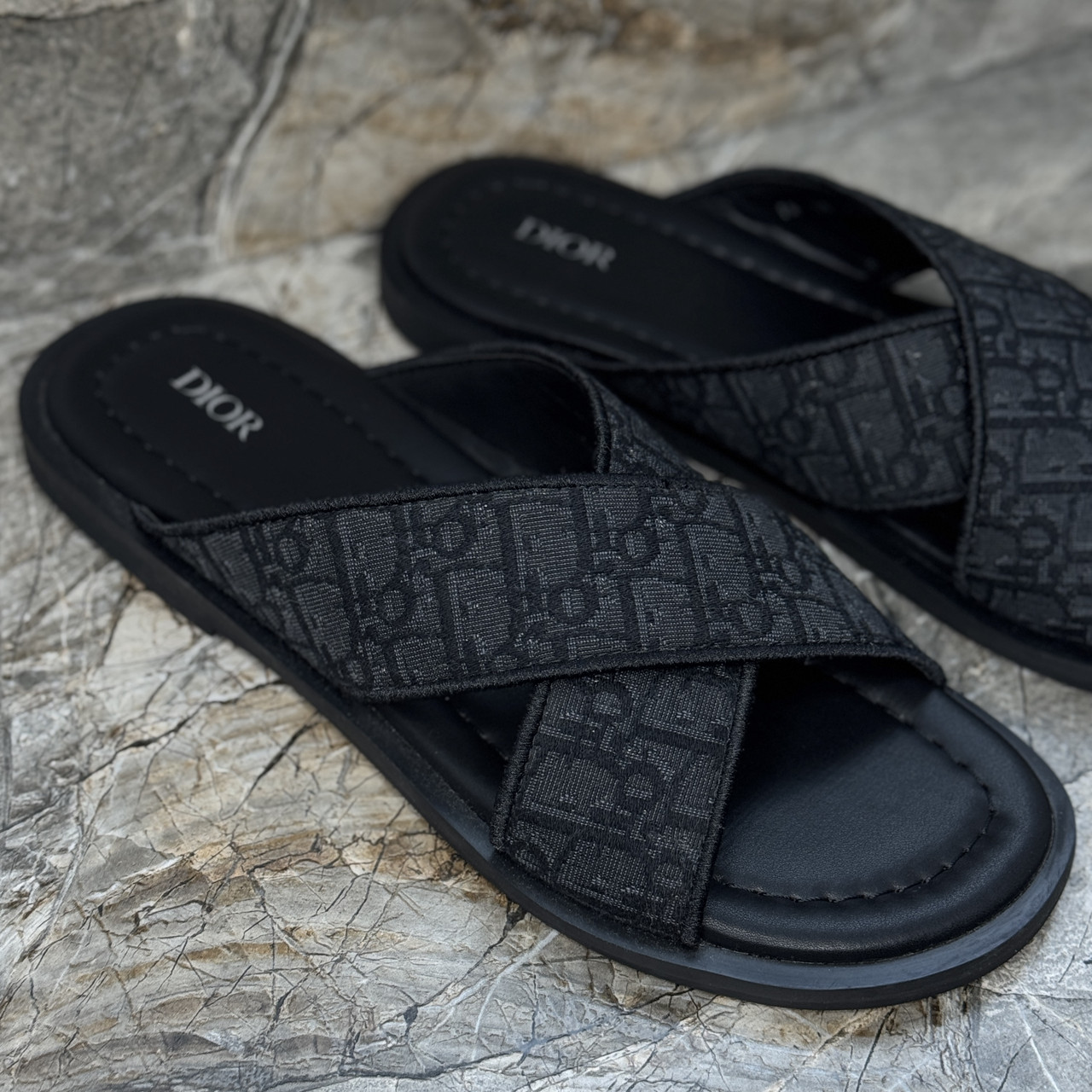 Чоловічі шльопанці