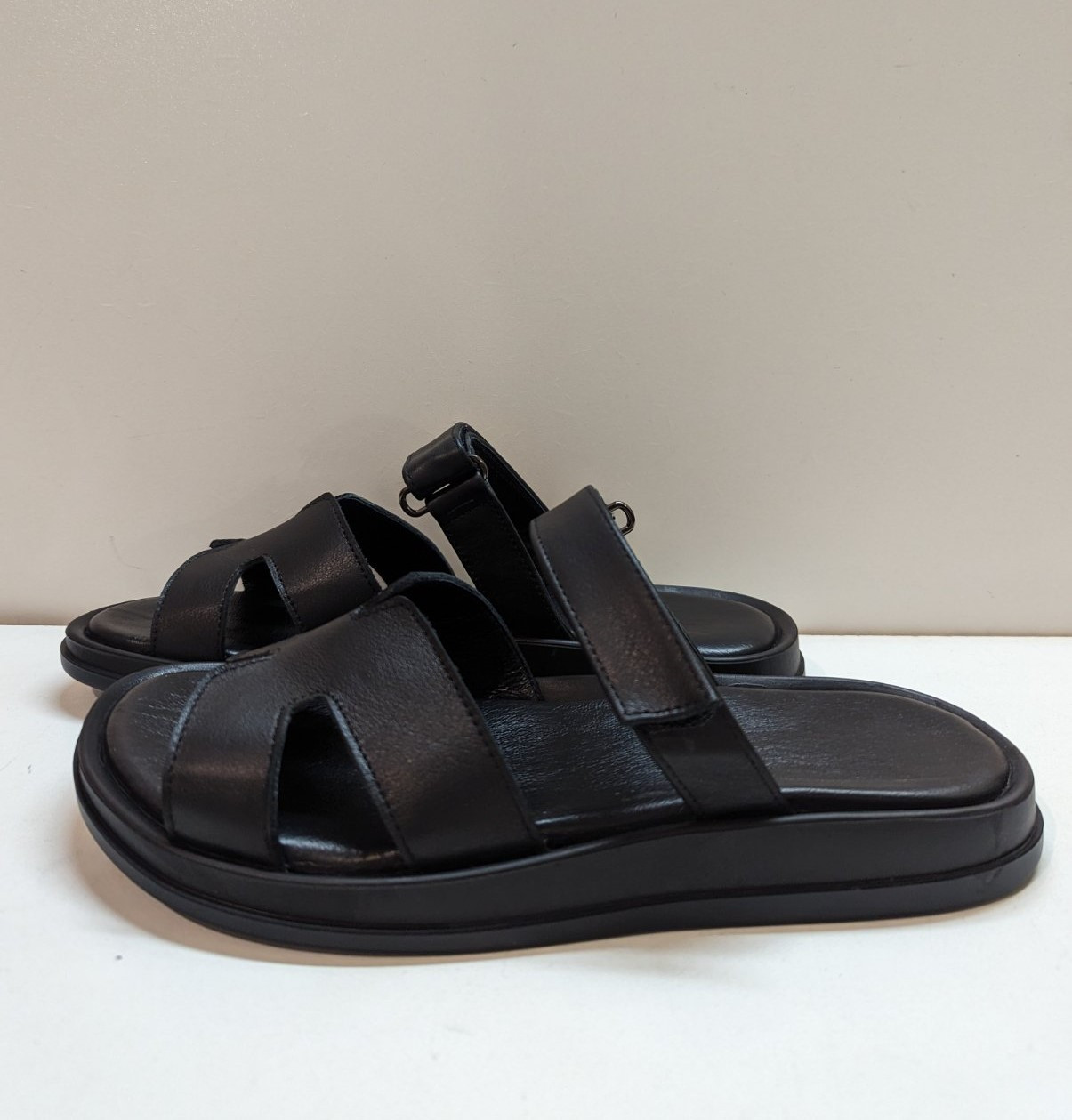 STTOPA Розміри 40,41,42,43,44,45. Шльопанці великих розмірів шкіряні. 438-4045 Чорні, фото 1