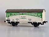 Roco модель 2х осного критого вагона Bierwagen Pilsner Gambrinus CSD, масштаб H0, 1:87, фото 2