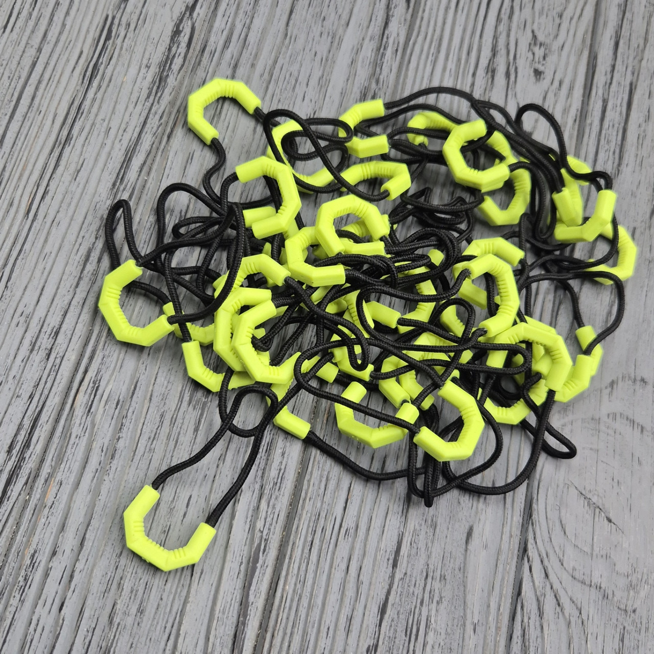 Пулер для бігунка №1142 Салатовий неон із чорним (100 шт), фото 1