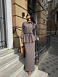 Сіро-бежевий жіночий костюм із віскозного льону: сорочка та спідниця максі, фото 7