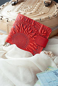 Гаманець жіночий шкіряний маленький червоний з тисненням Соняхи