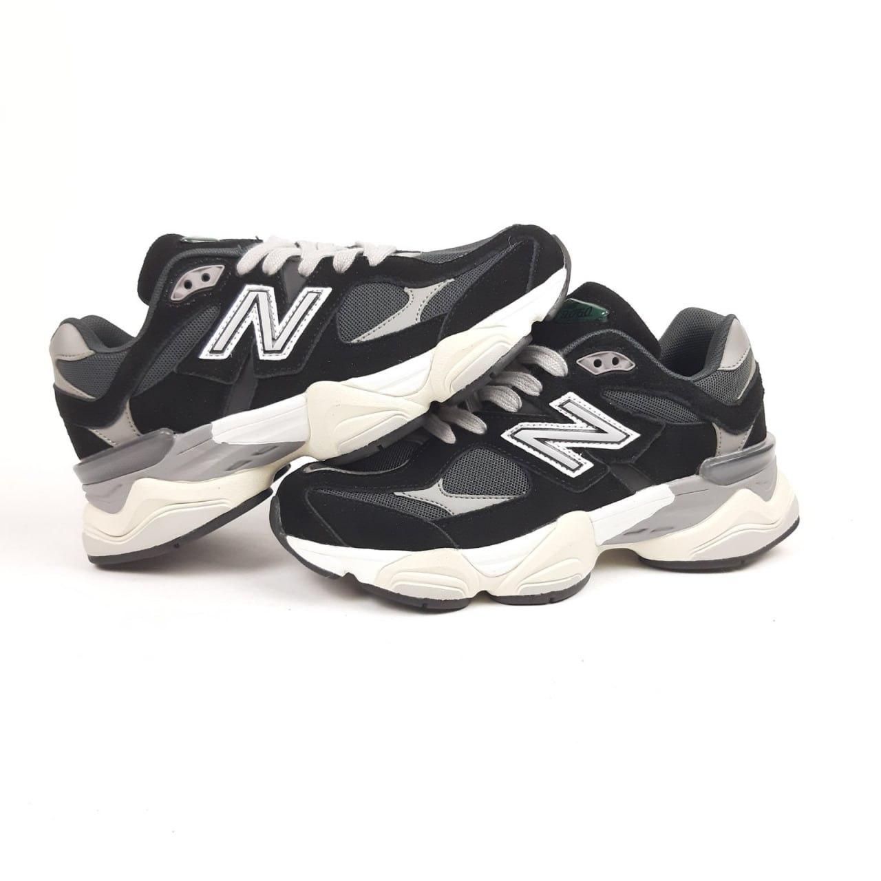 Жіночі кросівки New Balance 9060 Black Gray Чорні Взуття Нью Беланс 9060 замша сітка текстиль демісезон