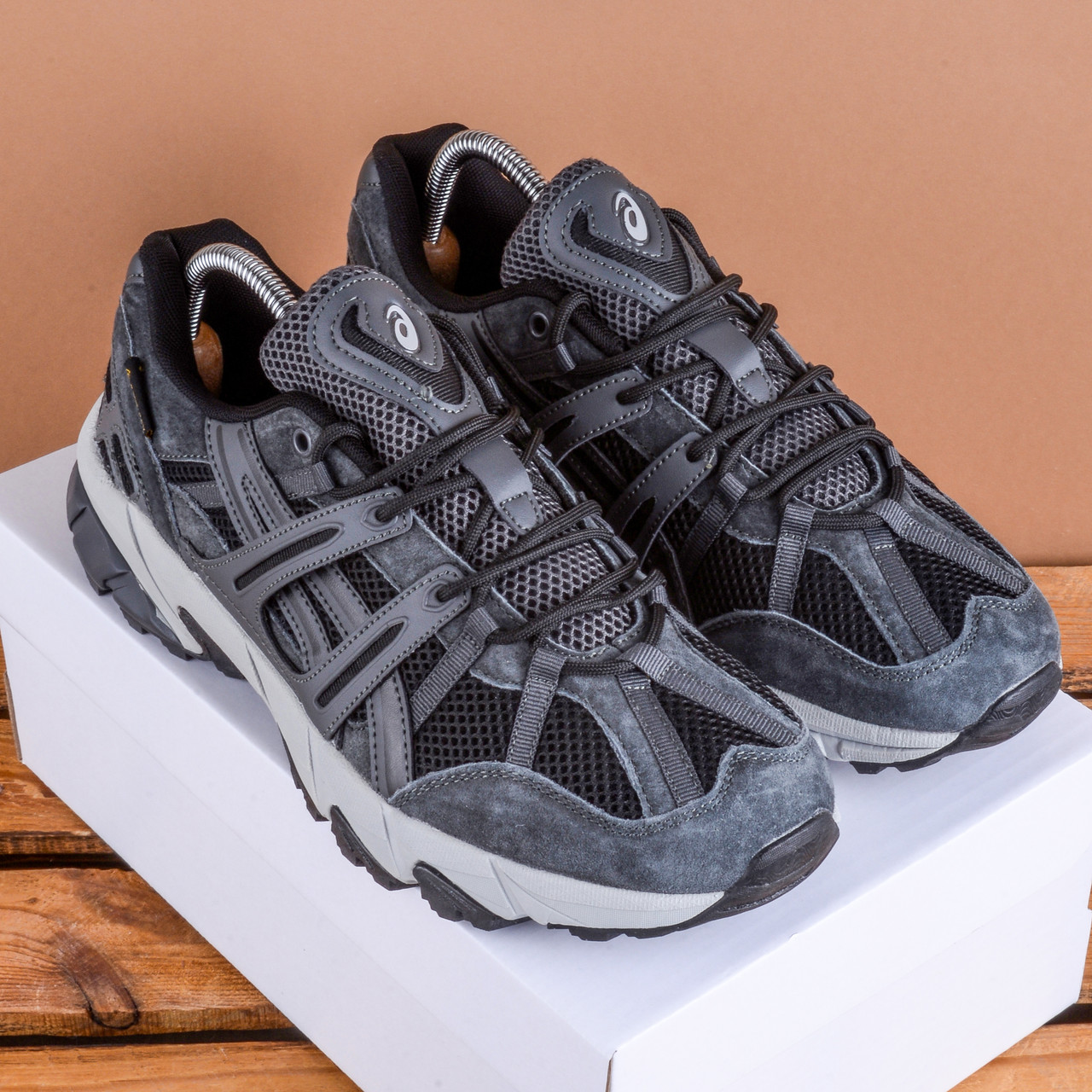 Чоловічі Кросівки Asics Gel-Sonoma колір графіт