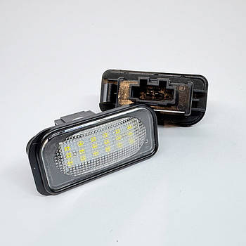 Штатна LED-підсвітка номерних знаків Mersedes-Benz W203 4D