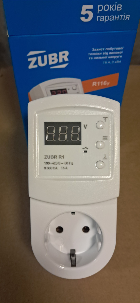 Реле напруги в розетку ZUBR R116Y