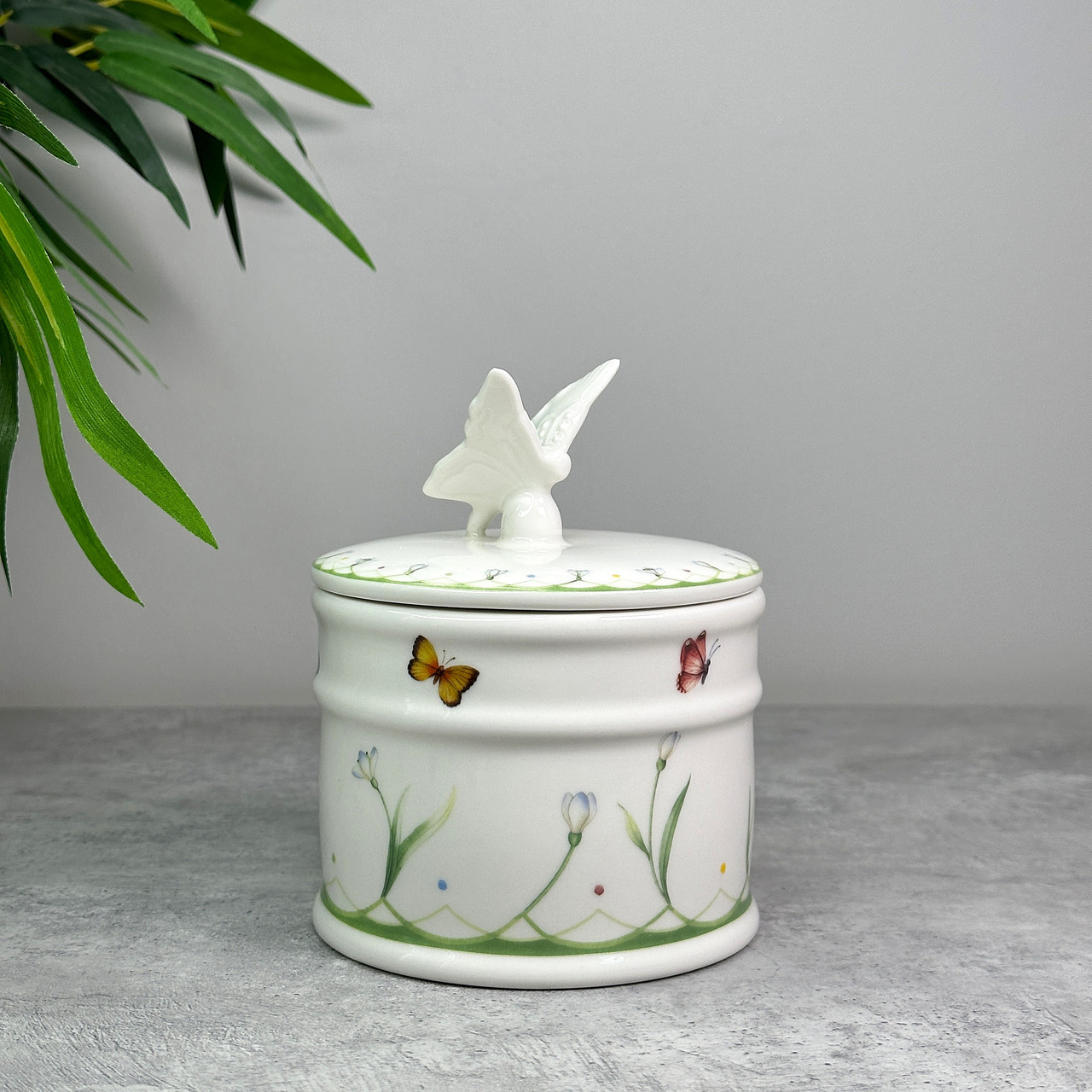 Банка для печива Villeroy & Boch Colourful Spring 540 мл