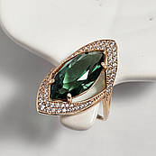 Каблучка золота з овальним зеленим кварцом і білими круглими фіанітами