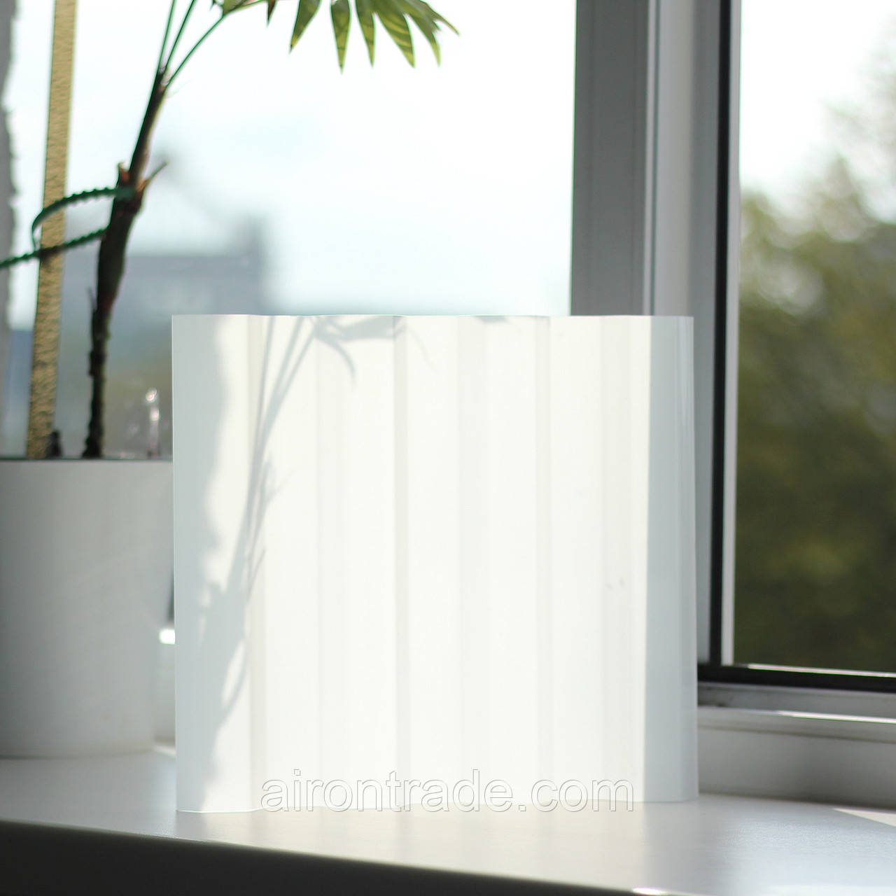 Профільований світлорозсіюючий полікарбонат Suntuf White Diffuser 87% 1260x6000 мм