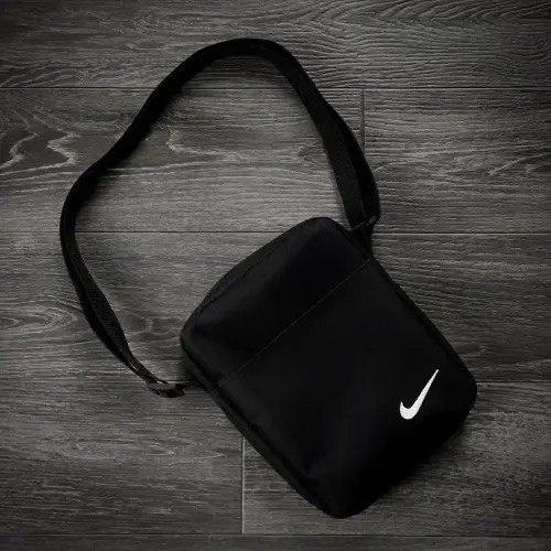 Сумка Nike чорного кольору / Чоловіча спортивна сумка через плече найк/ Барсетка Найк