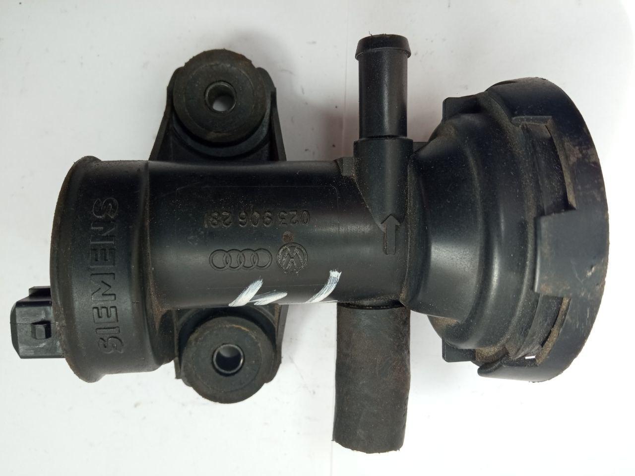 Датчик холостого ходу Volkswagen T4 / Audi Siemens 023 906 281 / 02390628, фото 1
