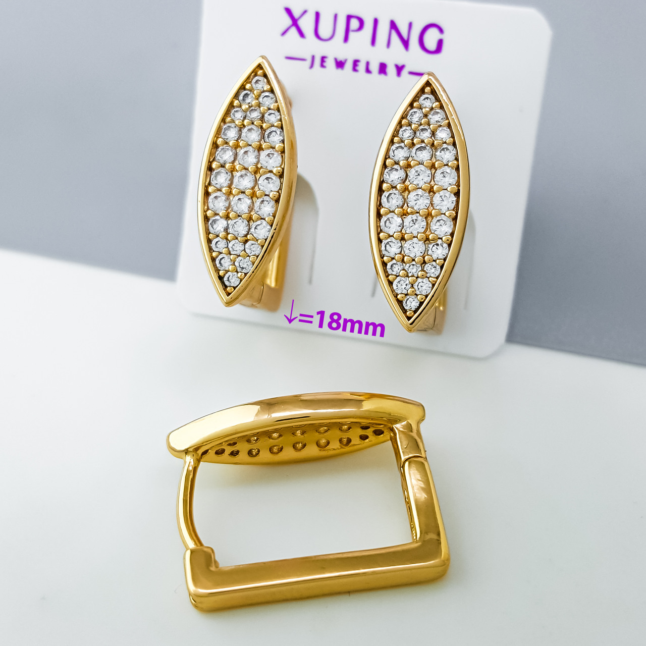 Сережки Овал з розсипом цирконію, англ.замок, медсплав Xuping позолота 18K