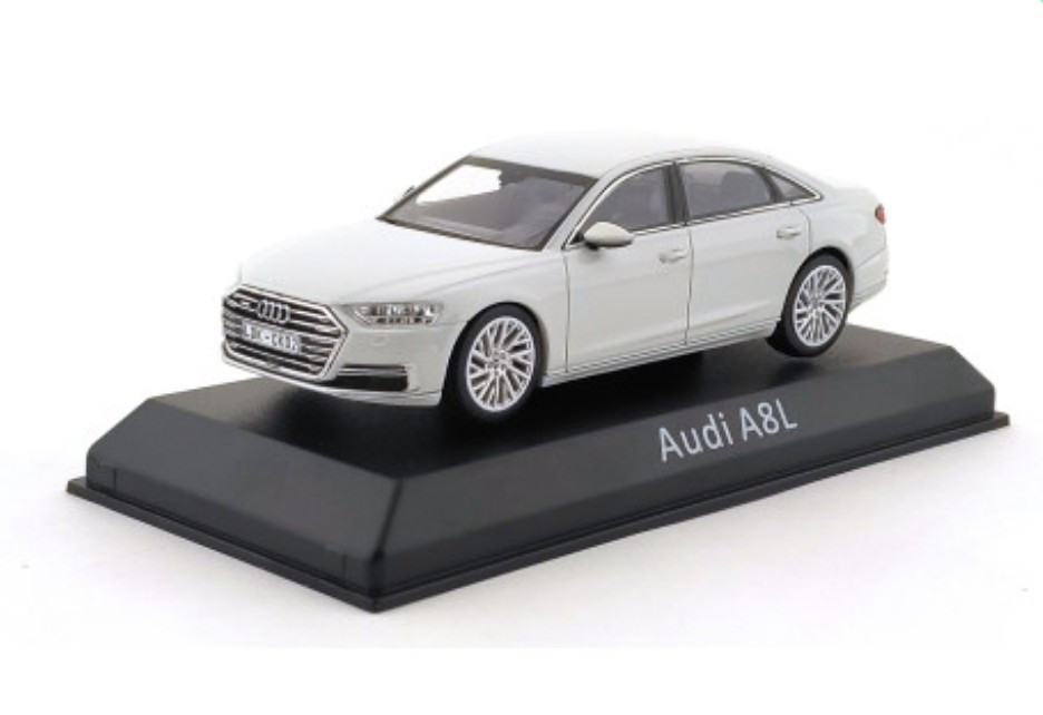 Модель Audi A8L білий | iScale