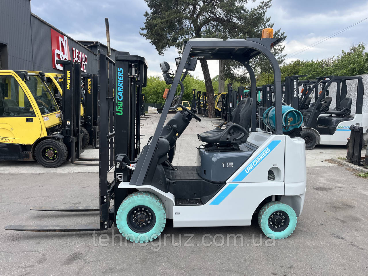 Навантажувач вилковий UNICARRIERS Nissan TCM FG15