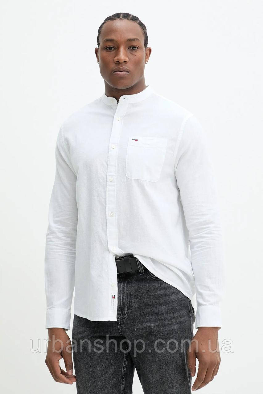 Urbanshop com ua Сорочка з домішкою льону Tommy Jeans чоловіча колір білий regular DM0DM20876 РОЗМІРИ