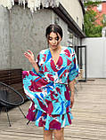 Блакитне вільне літнє плаття із шовкового софту з абстрактним принтом, фото 2