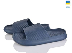 Тапки дитячі матеріал гума розмір 36-41 колір показаний на зображенні в пакованні від 6 шт.