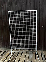 Торгова сітка стійка на ніжках 150/100см профіль 15х15 мм (від виробника оптом та в роздріб)