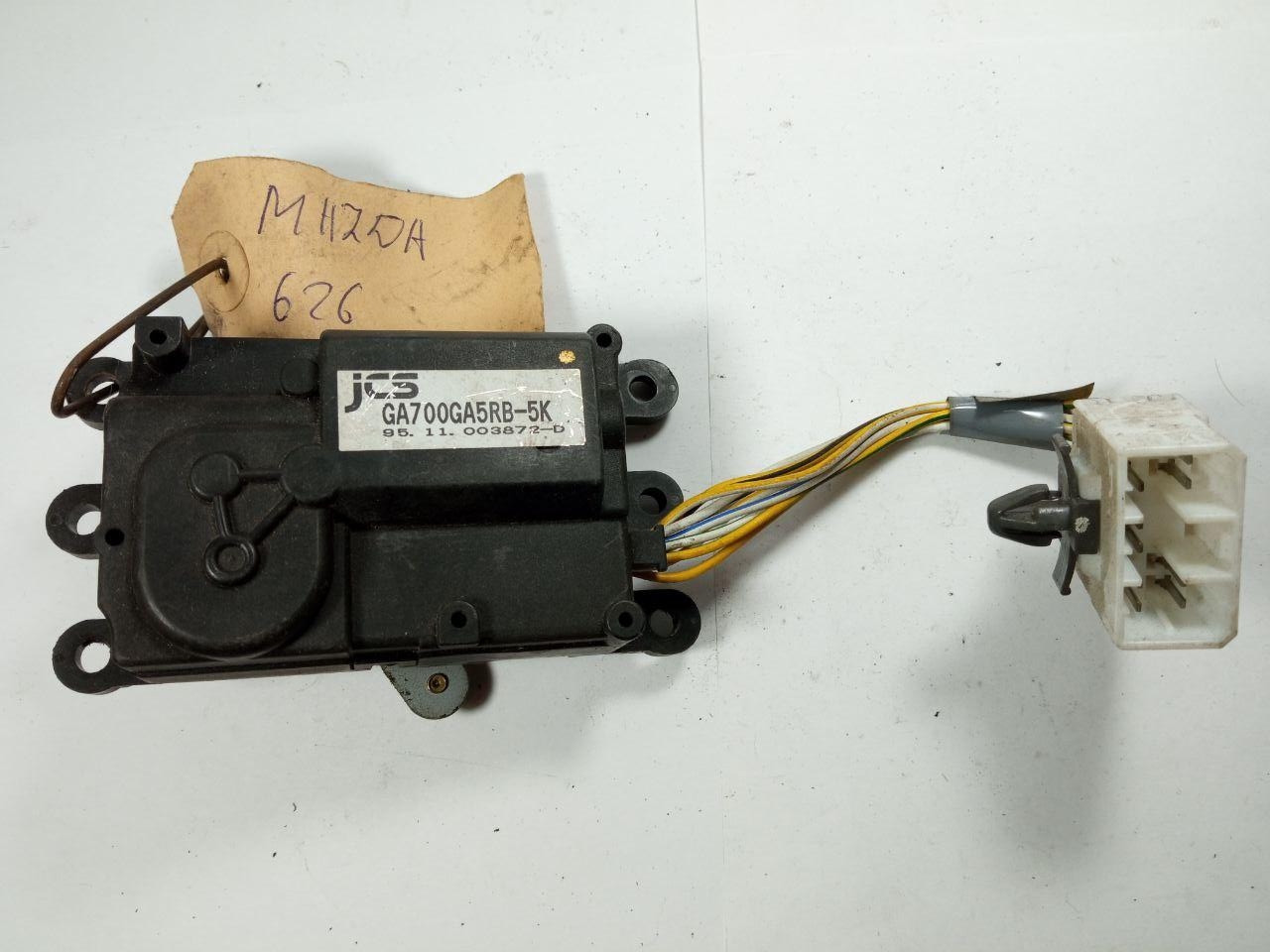 Моторчик пічки Mazda 626 GA700GA5RB-5K / GA700GA5RB5K / 95.11.03872-D / 951103872D