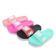 Тапки жіночі матеріал гума розмір 36-41 колір показаний на зображенні в пакованні від 6 шт.