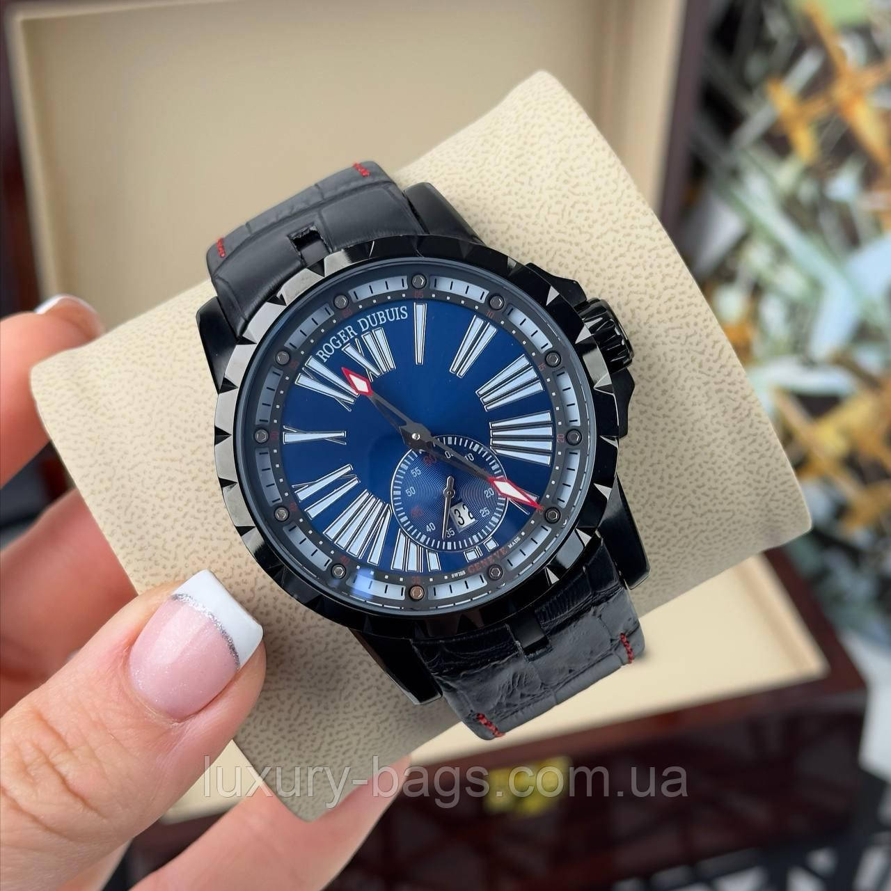 Круті наручний годинник Roger Dubuis Excalibur, фото 1