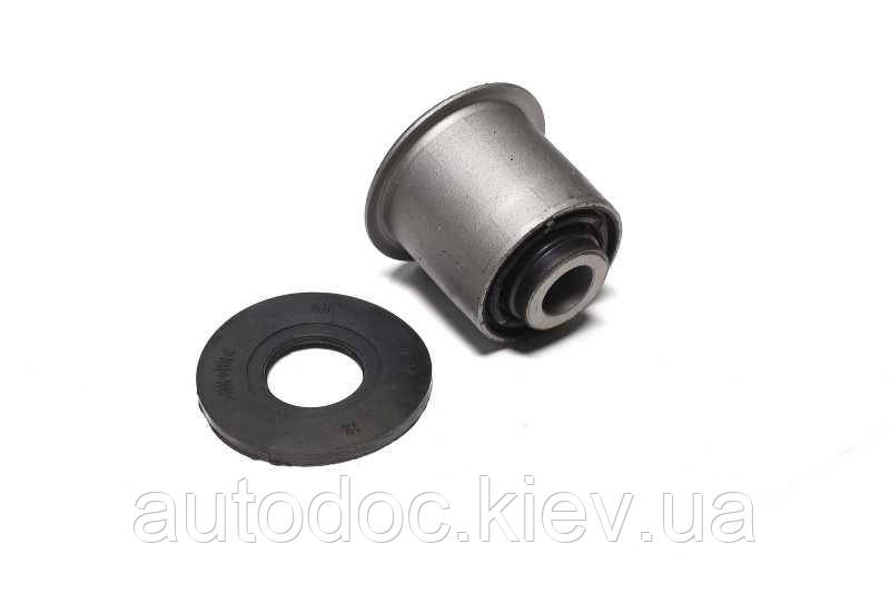 Сайлентблок важеля передня вісь Nissan Qashqai 06- Rogue Murano OLD CVN-11 (вир-во CTR), арт.GV0402
