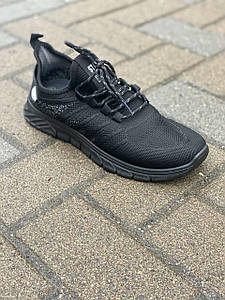 Кросівки чоловічі зі шнурівкою