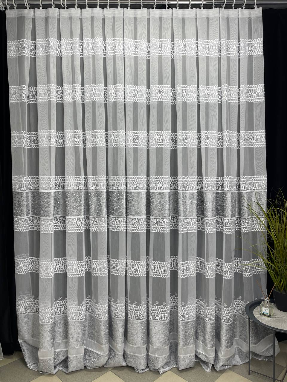 Тюль бамбук, вишивка заввишки 2,8 м. білий з сірим