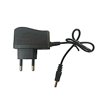 Зарядка для ліхтариків та інших пристроїв 3.5 * 1.5 мм. / DC 4,2 вольт / 30 см. / Чорний